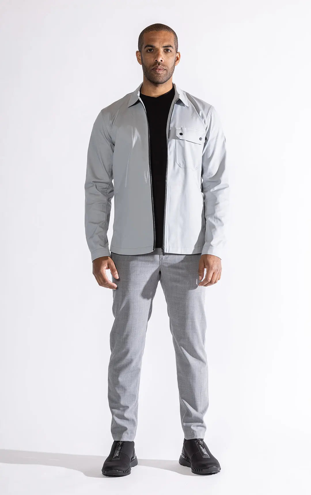 SUMMER WOOL TAPERED TROUSERS CHARCOAL｜パンツ