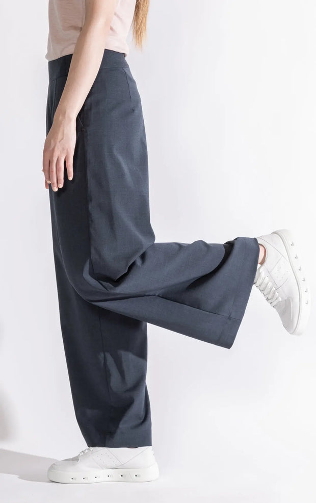 LIGHTWEIGHT WOOL BLEND WIDE LEG PANT